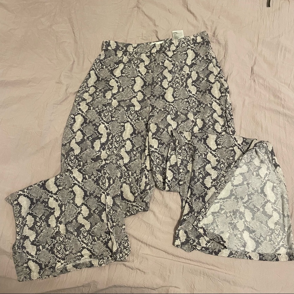 H&m Snake print palazzo pants